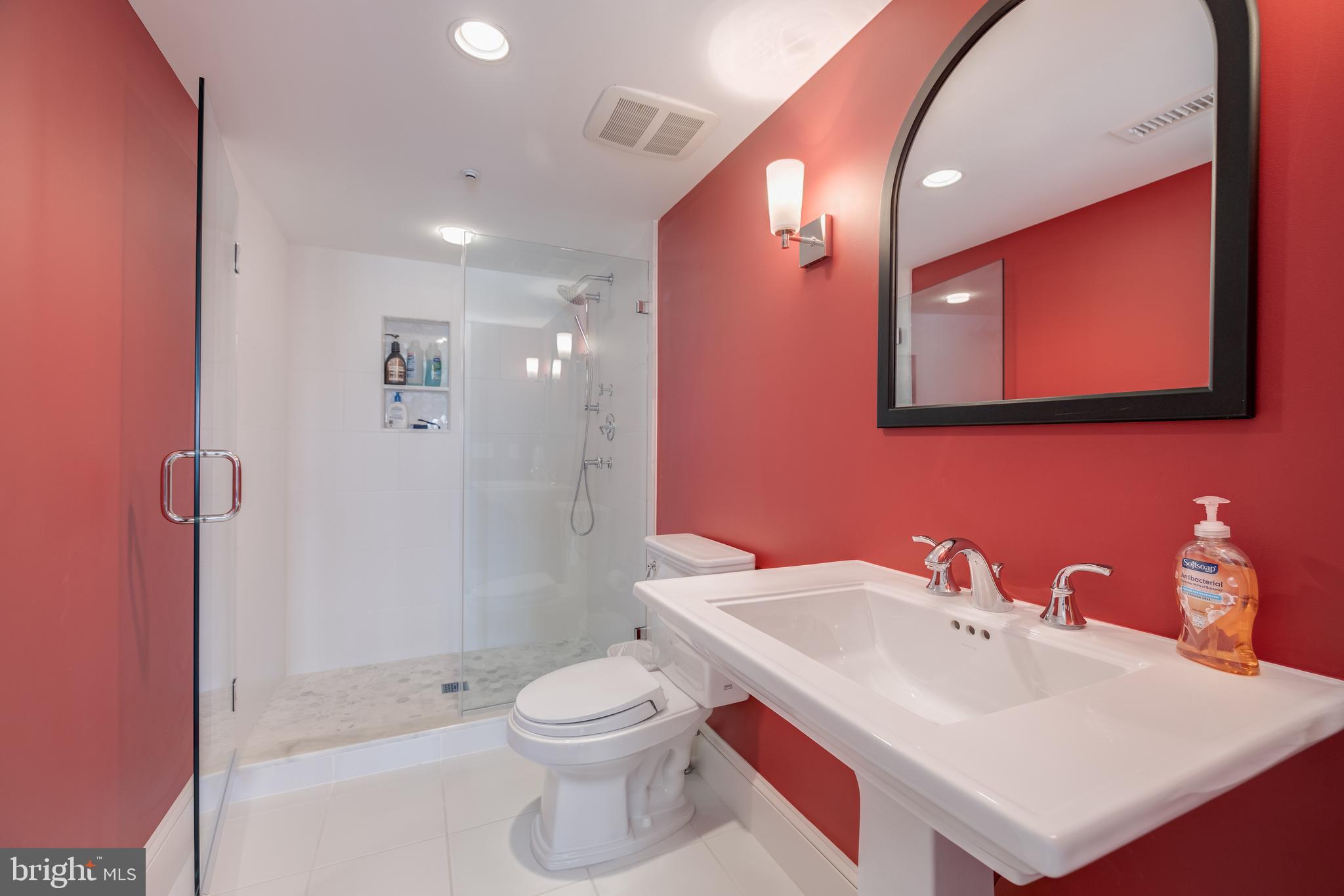 CLEVELAND PARK - Residential