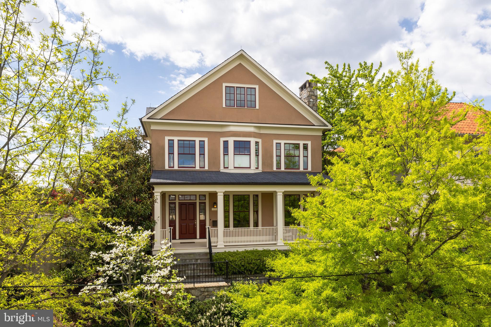 CLEVELAND PARK - Residential