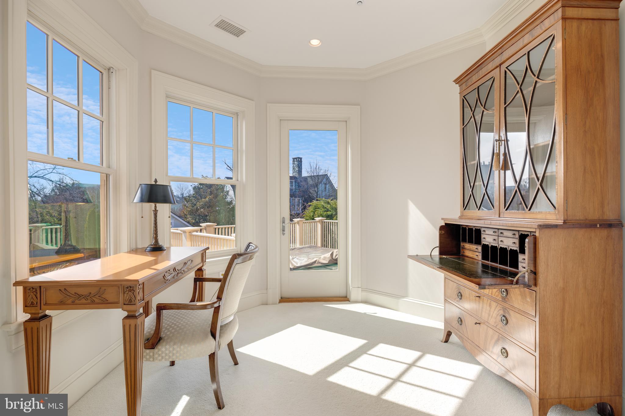 CLEVELAND PARK - Residential