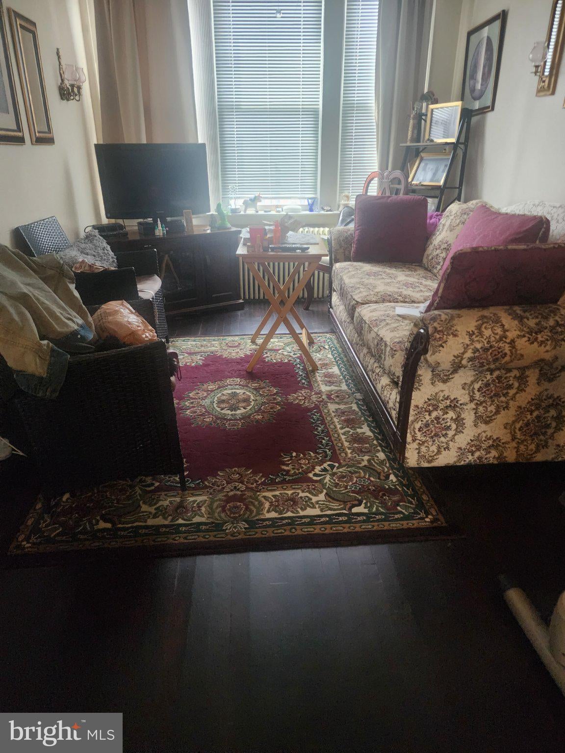149 V STREET NE