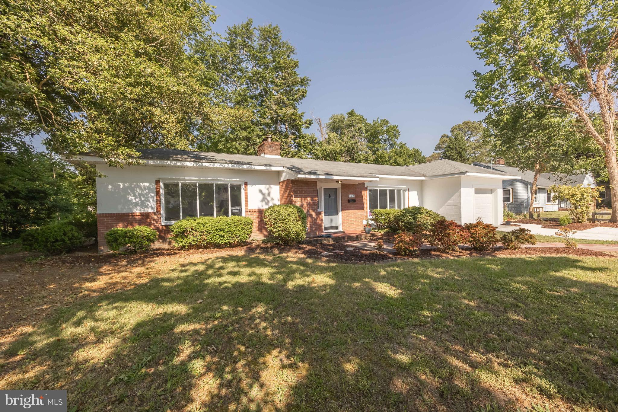 122 PRISCILLA STREET