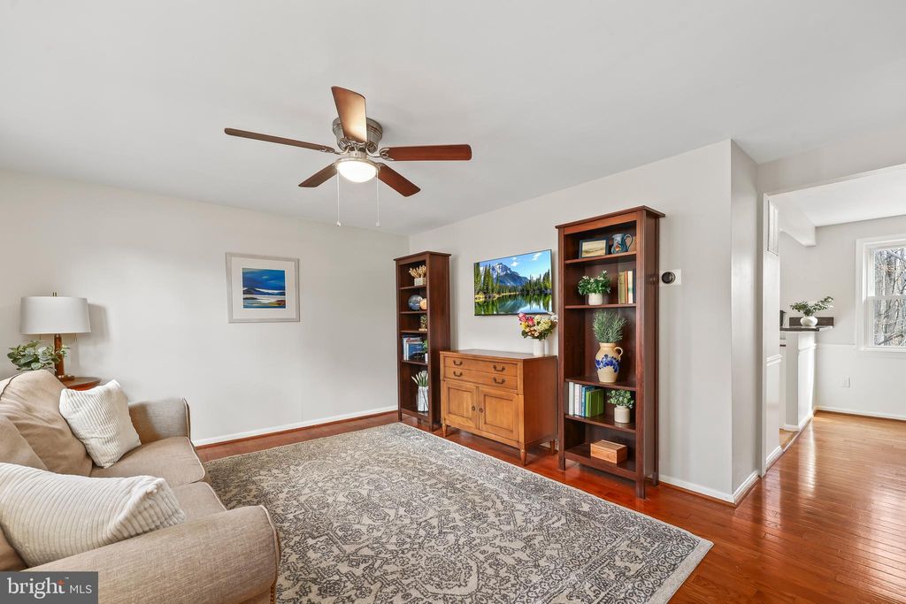Photo of 3145 Ellenwood Drive, FAIRFAX, VA 22031 (MLS # VAFX2296564)