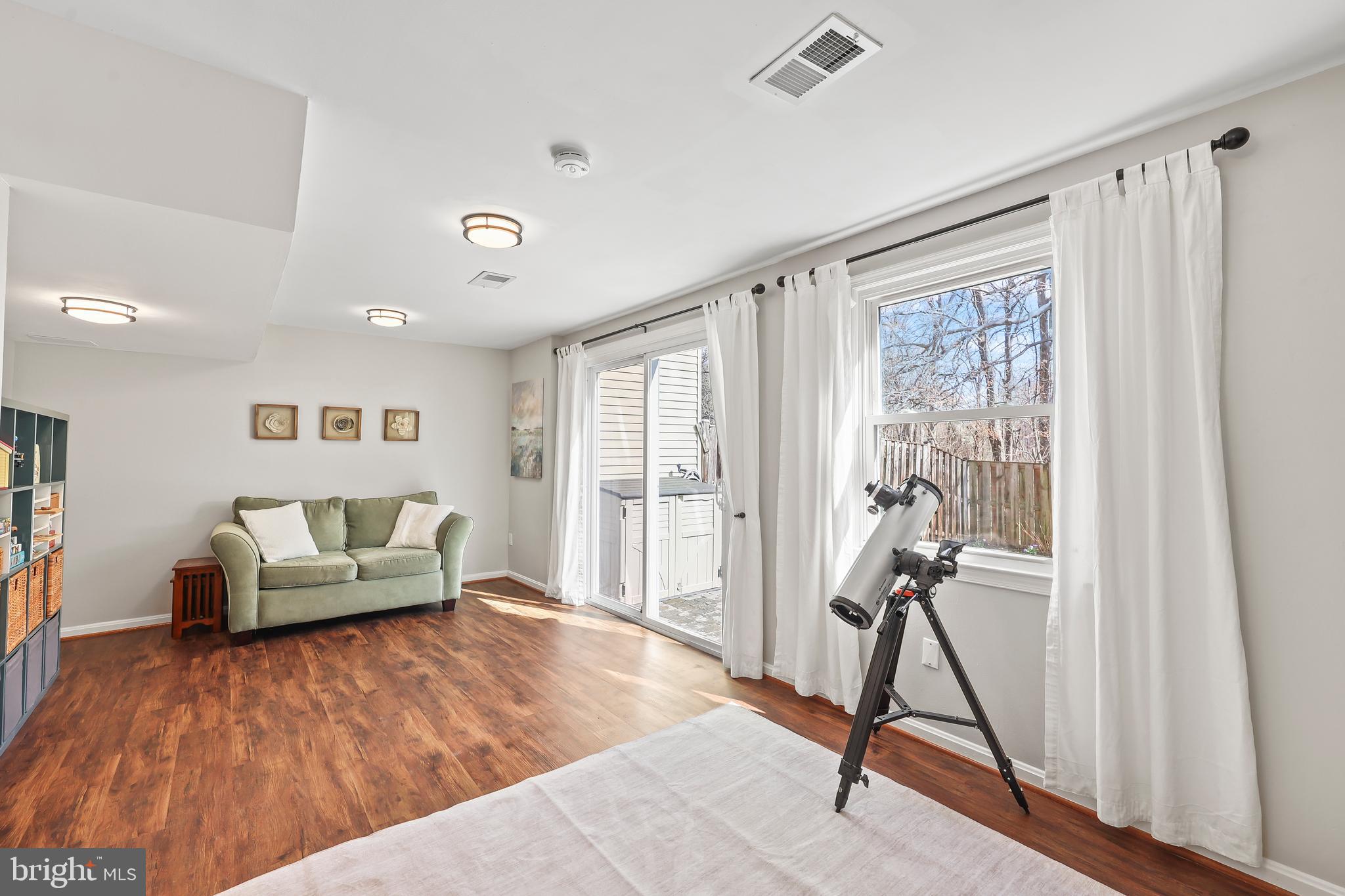 COVINGTON - Residential