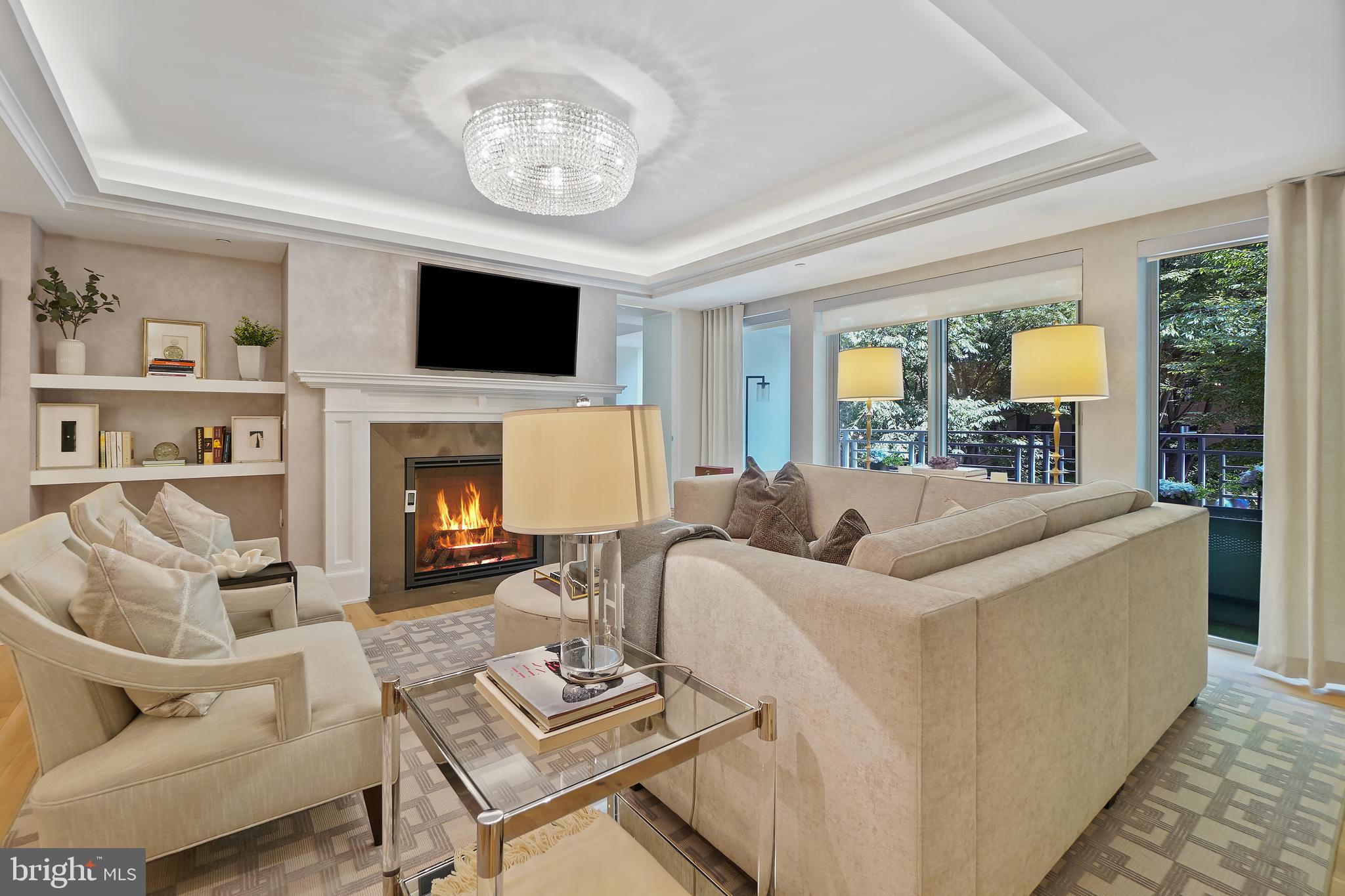 4901 HAMPDEN LANE 206