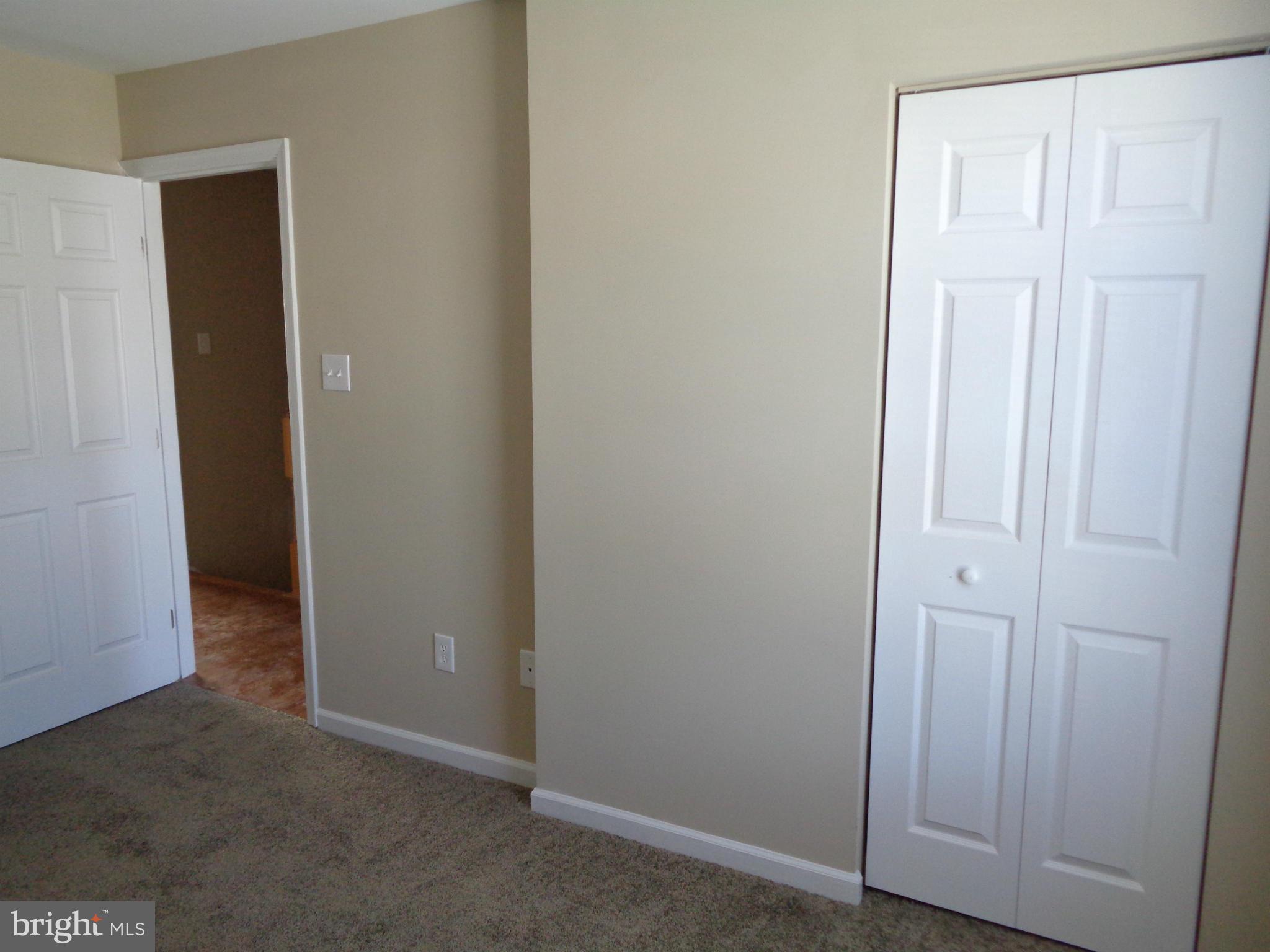 LAKEWOOD EST SUB - Residential Lease