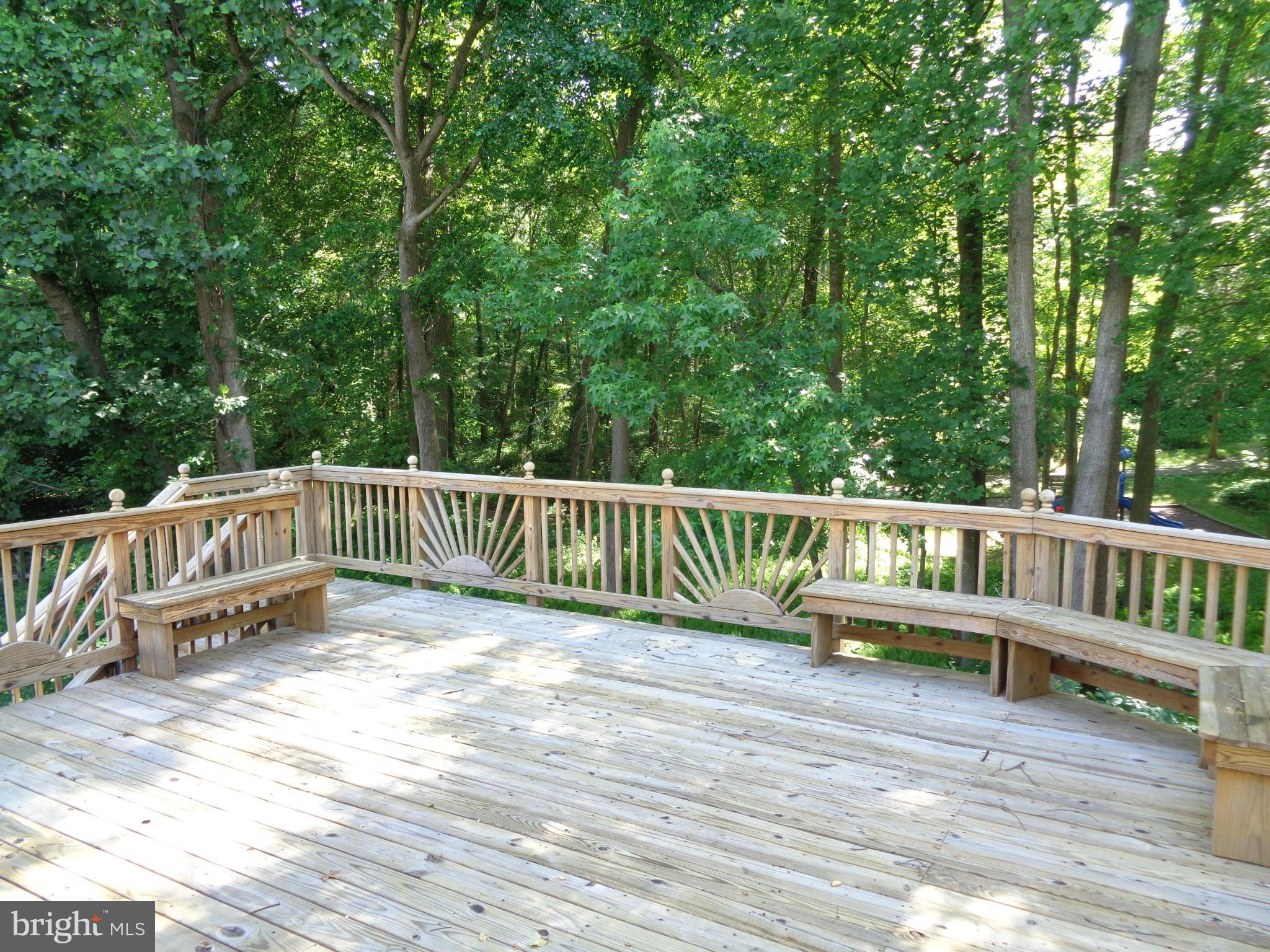 LAKEWOOD EST SUB - Residential Lease