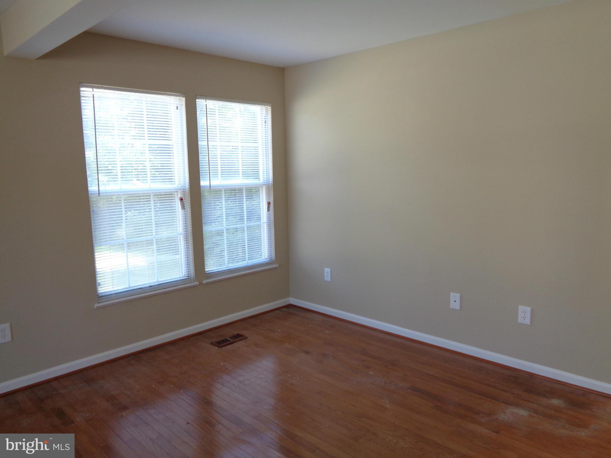 LAKEWOOD EST SUB - Residential Lease