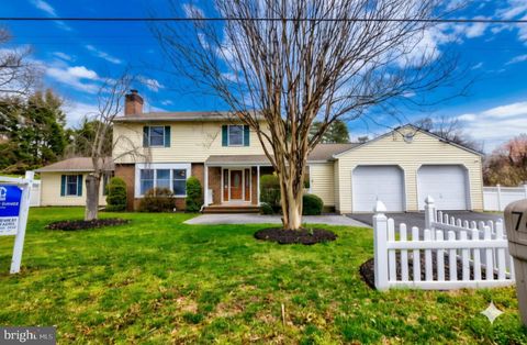 Homes For Sale - 7809 Locust Wood Road<br/> SEVERN, MD 21144