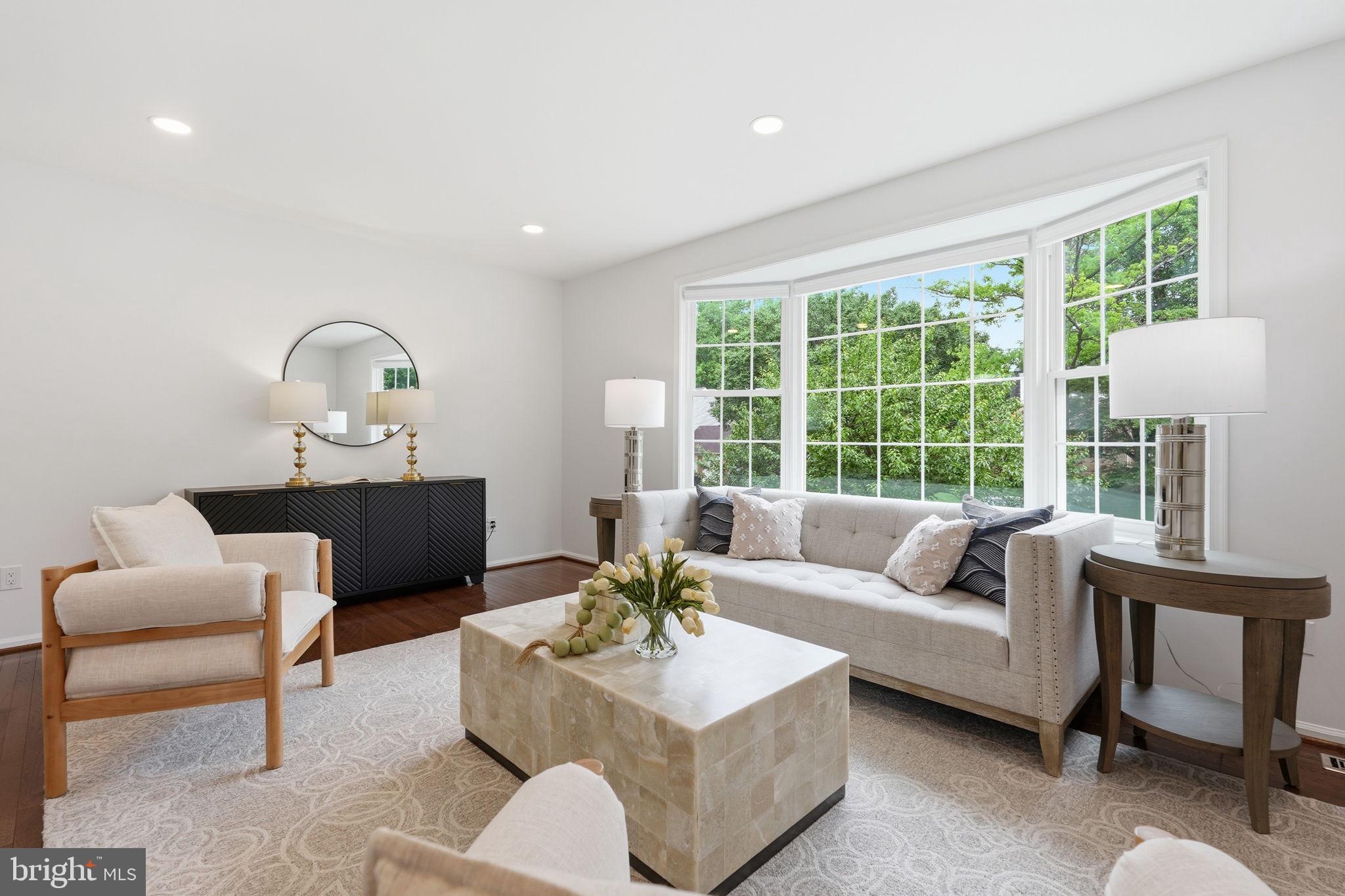 1122 BETTSTRAIL WAY