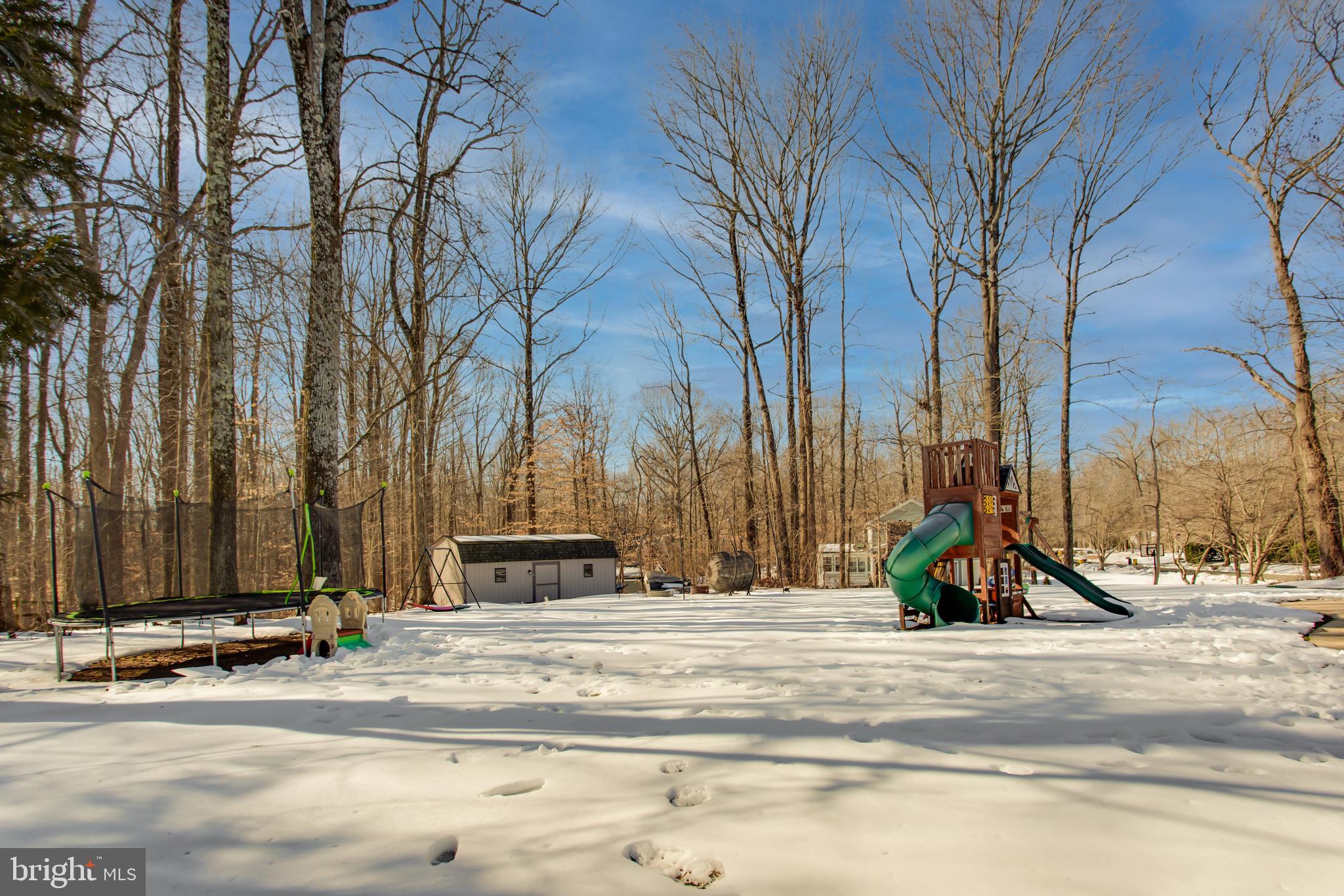 TALL OAKS - Residential