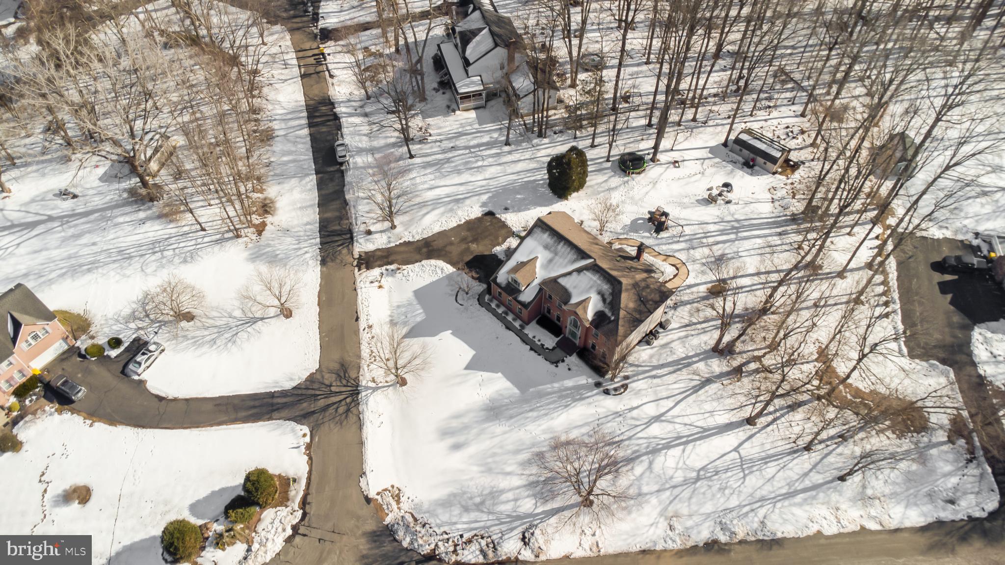 TALL OAKS - Residential