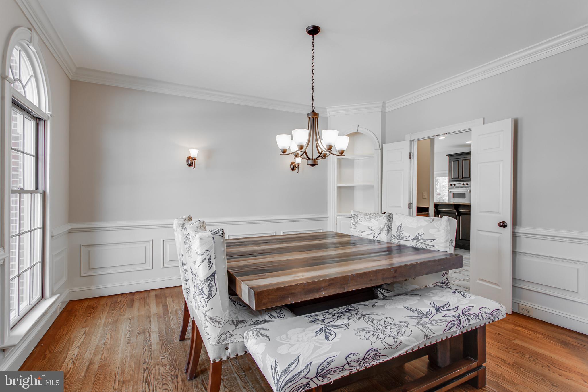 TALL OAKS - Residential