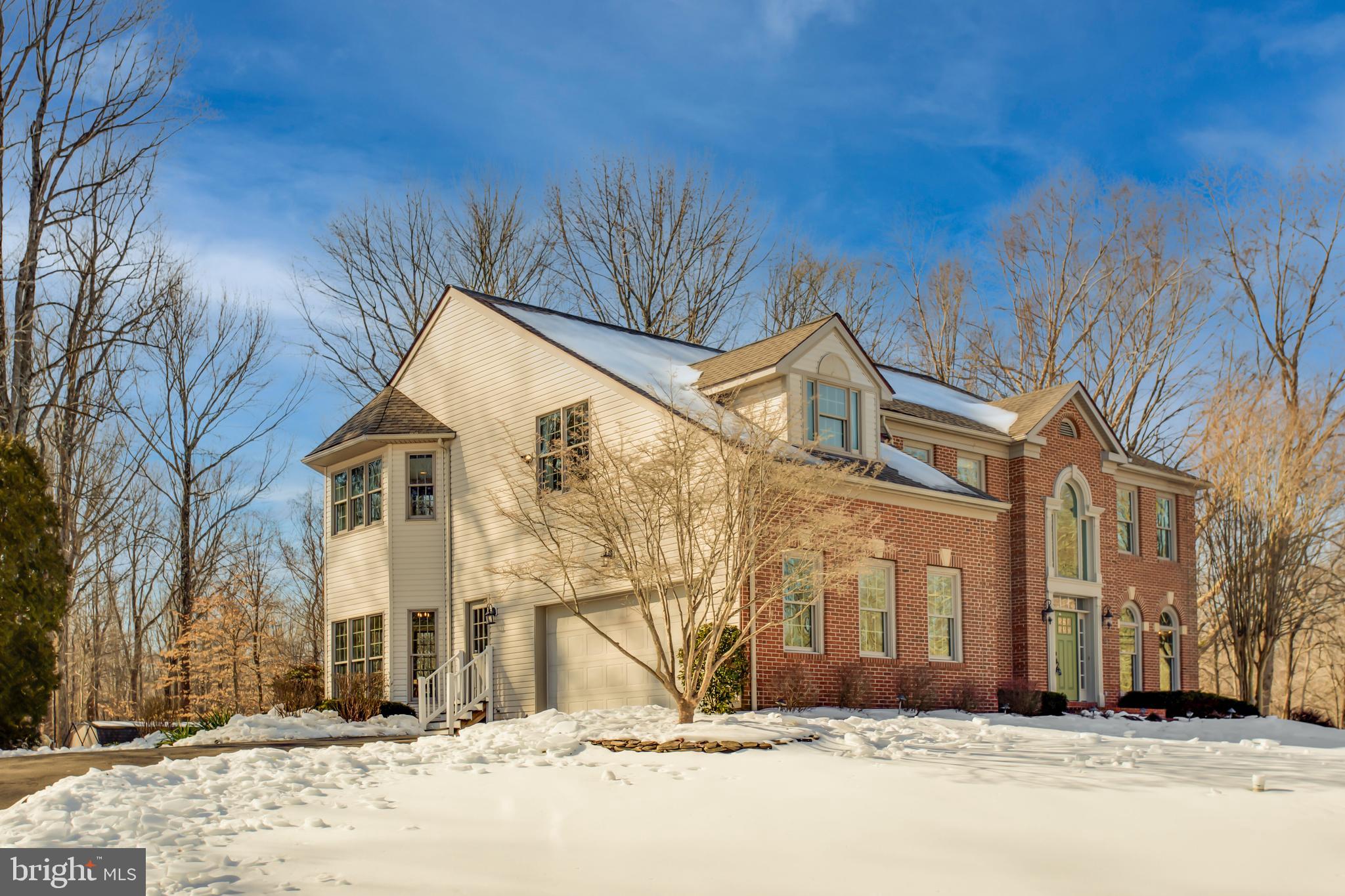 TALL OAKS - Residential