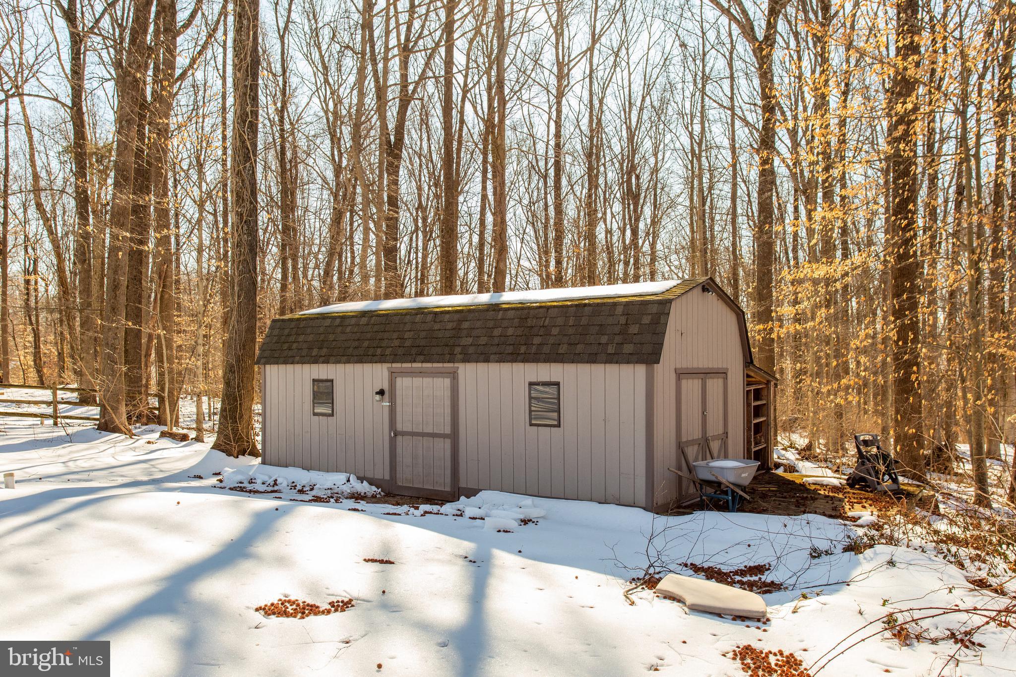 TALL OAKS - Residential