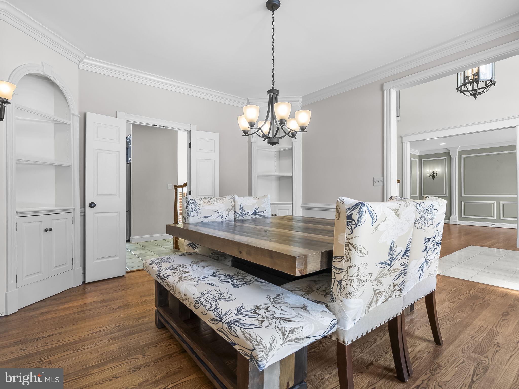 TALL OAKS - Residential