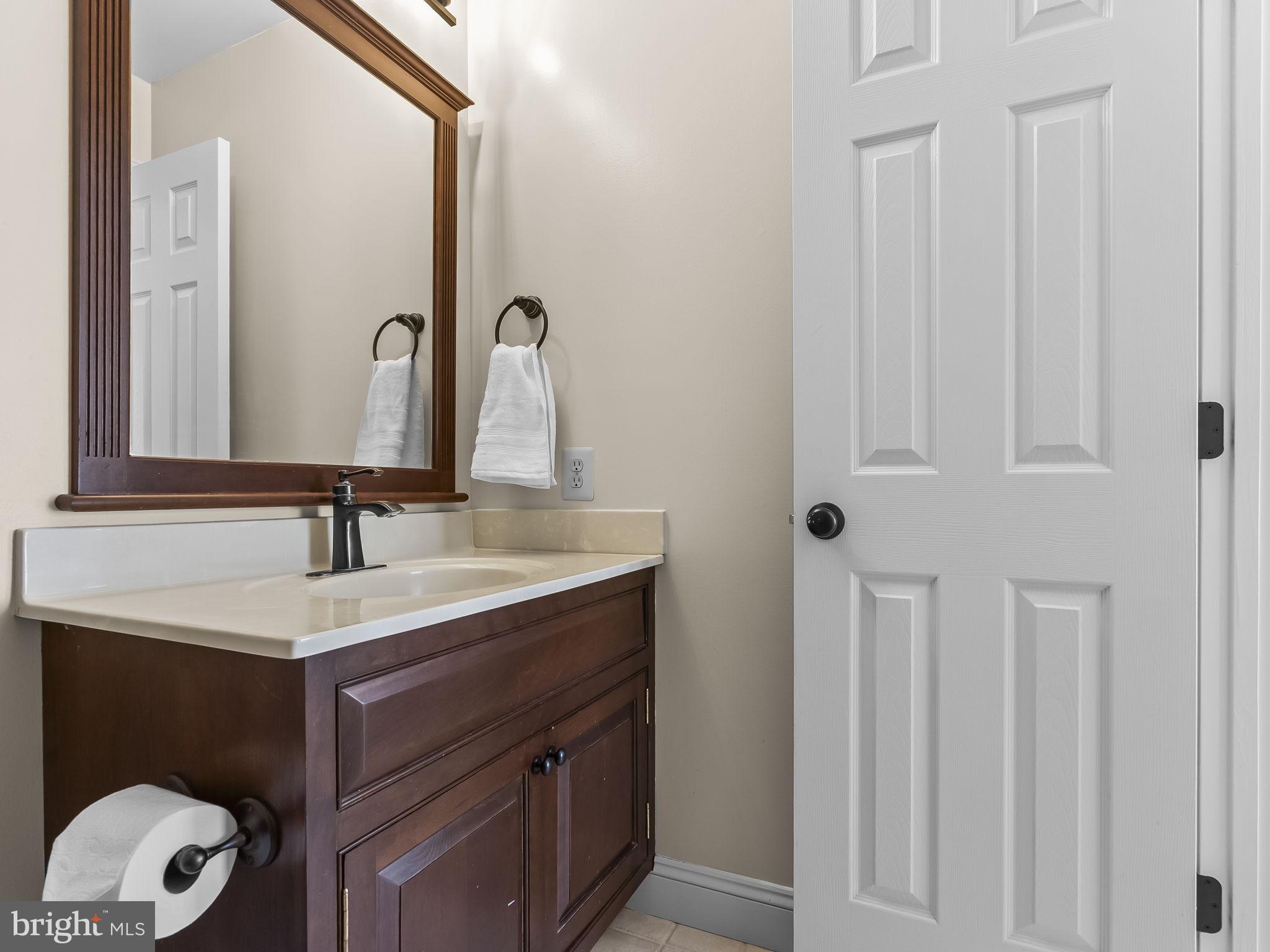 TALL OAKS - Residential