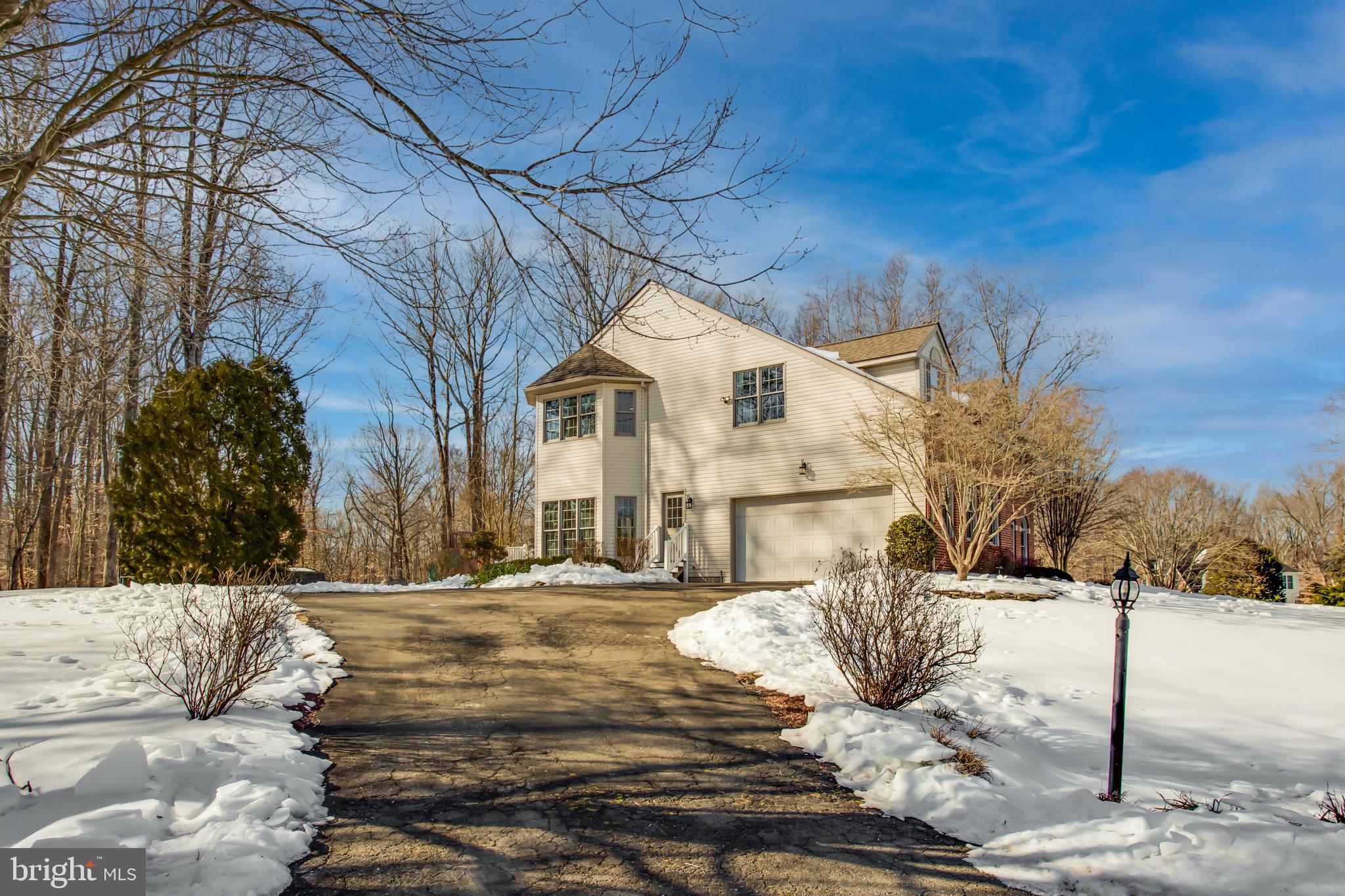 TALL OAKS - Residential