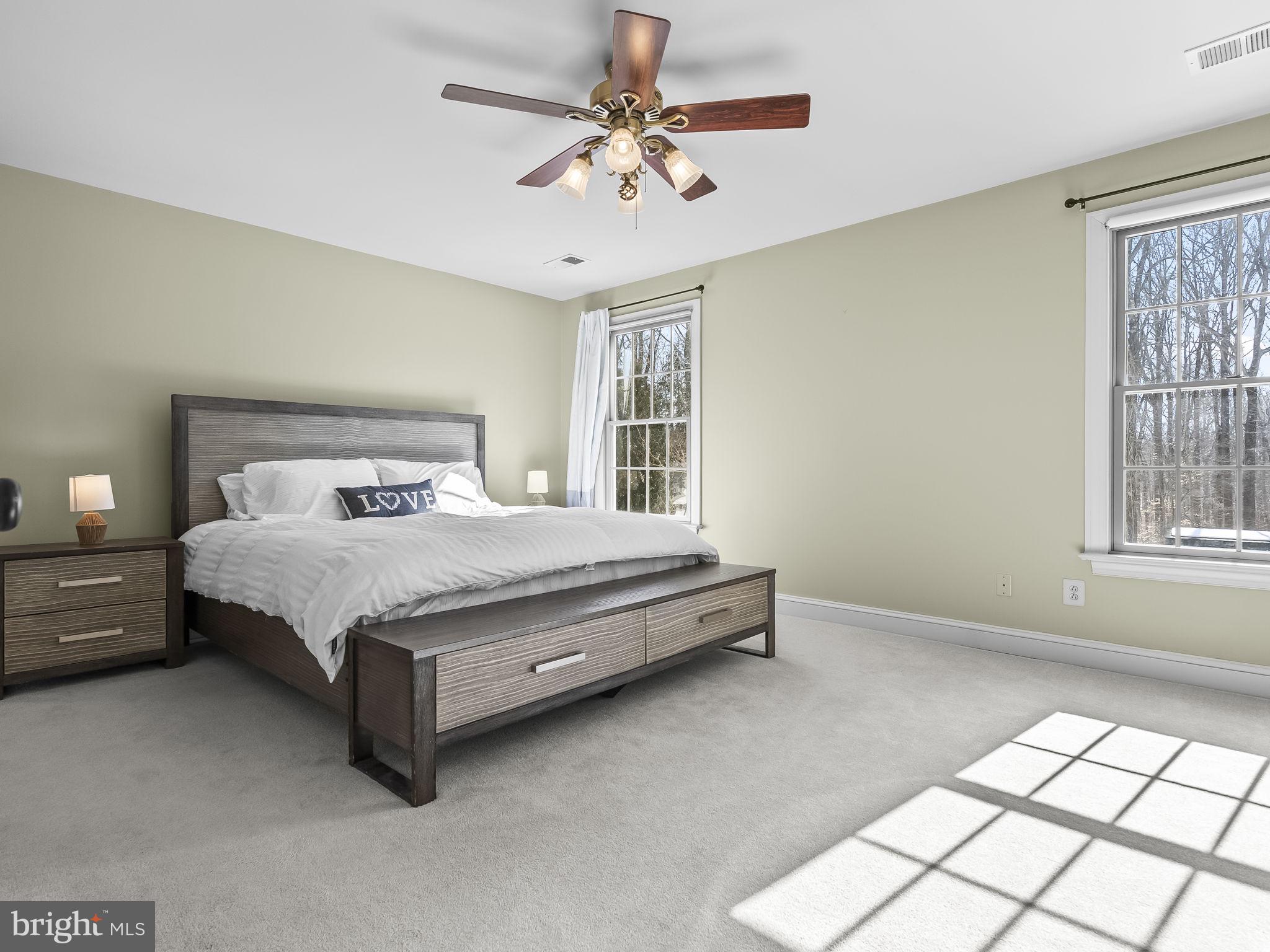 TALL OAKS - Residential