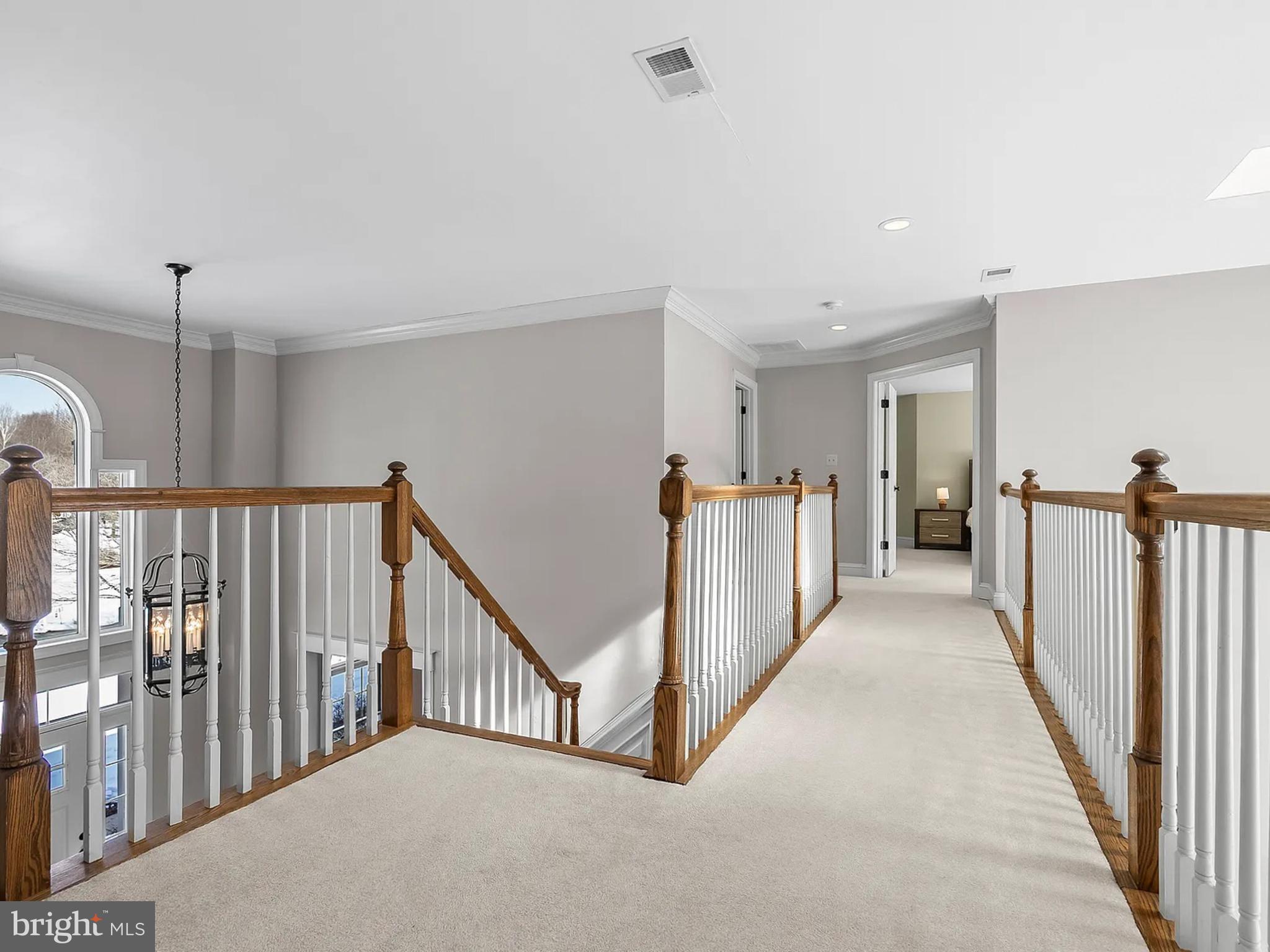 TALL OAKS - Residential