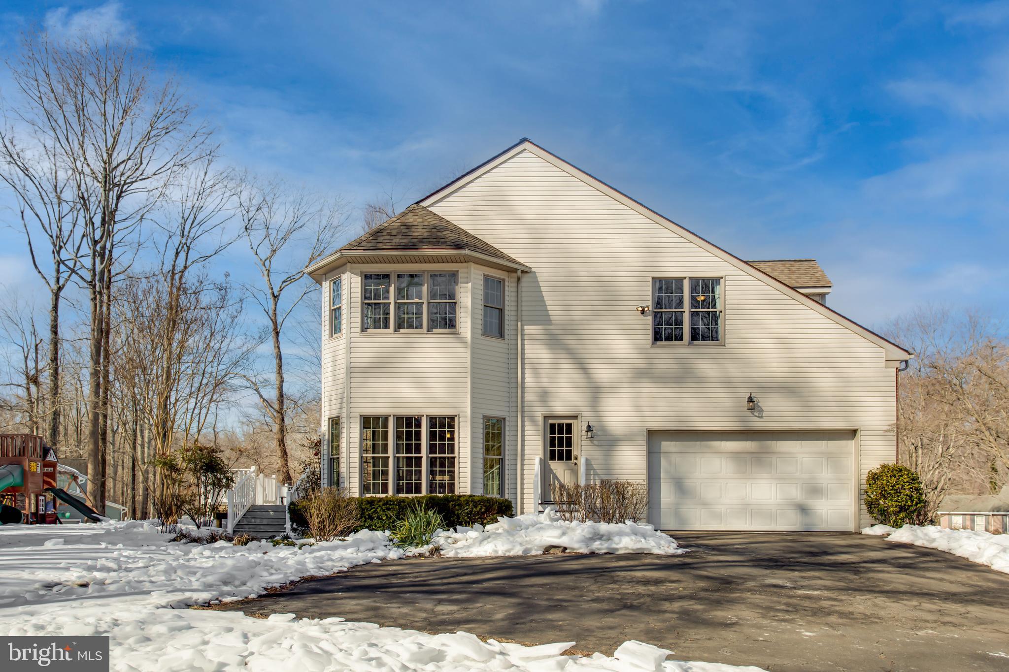 TALL OAKS - Residential