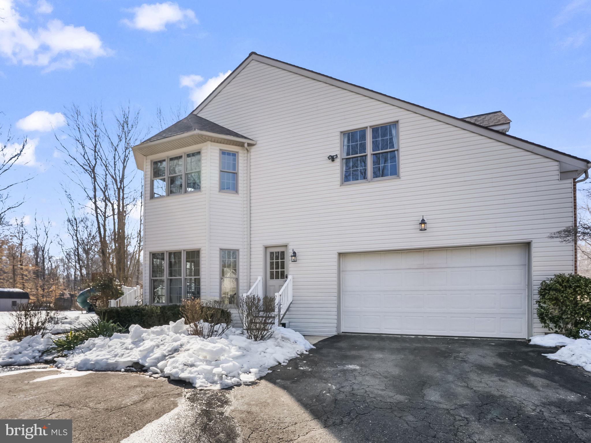 TALL OAKS - Residential