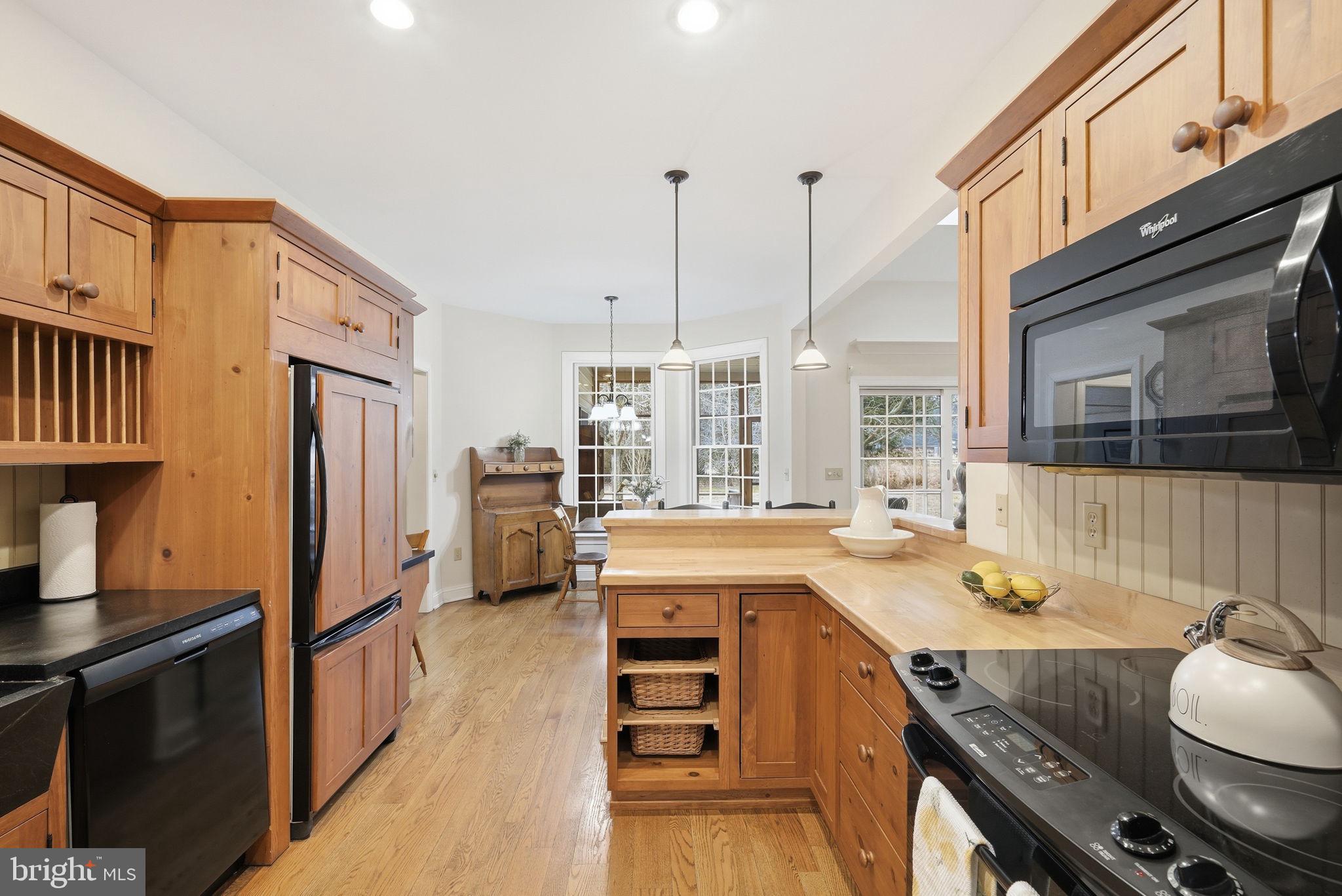 EVERGREEN MANOR - Residential