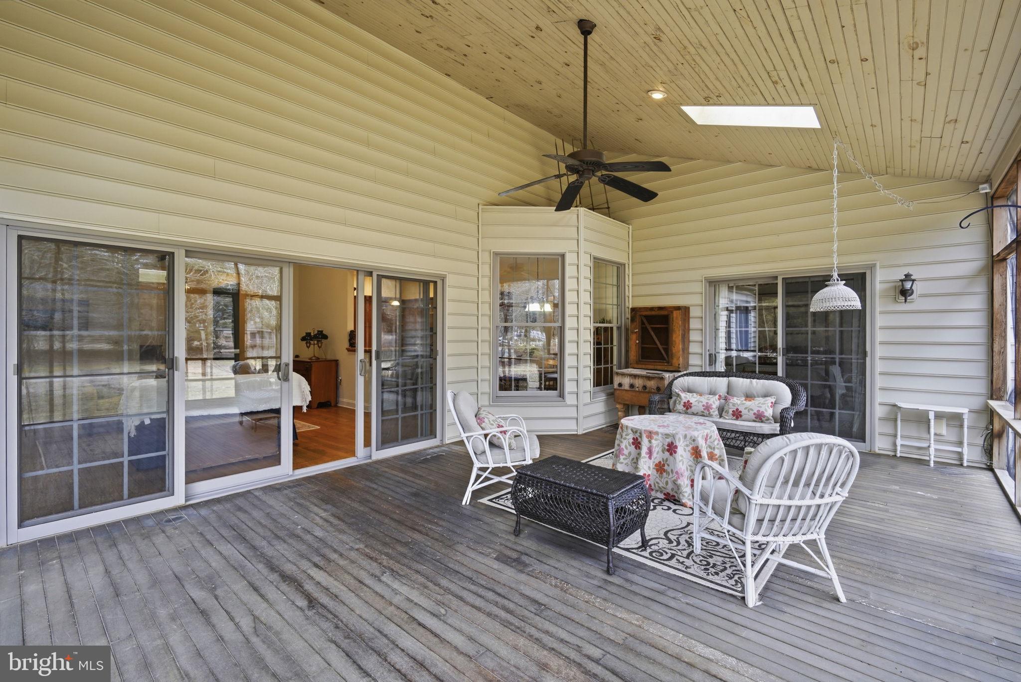 EVERGREEN MANOR - Residential