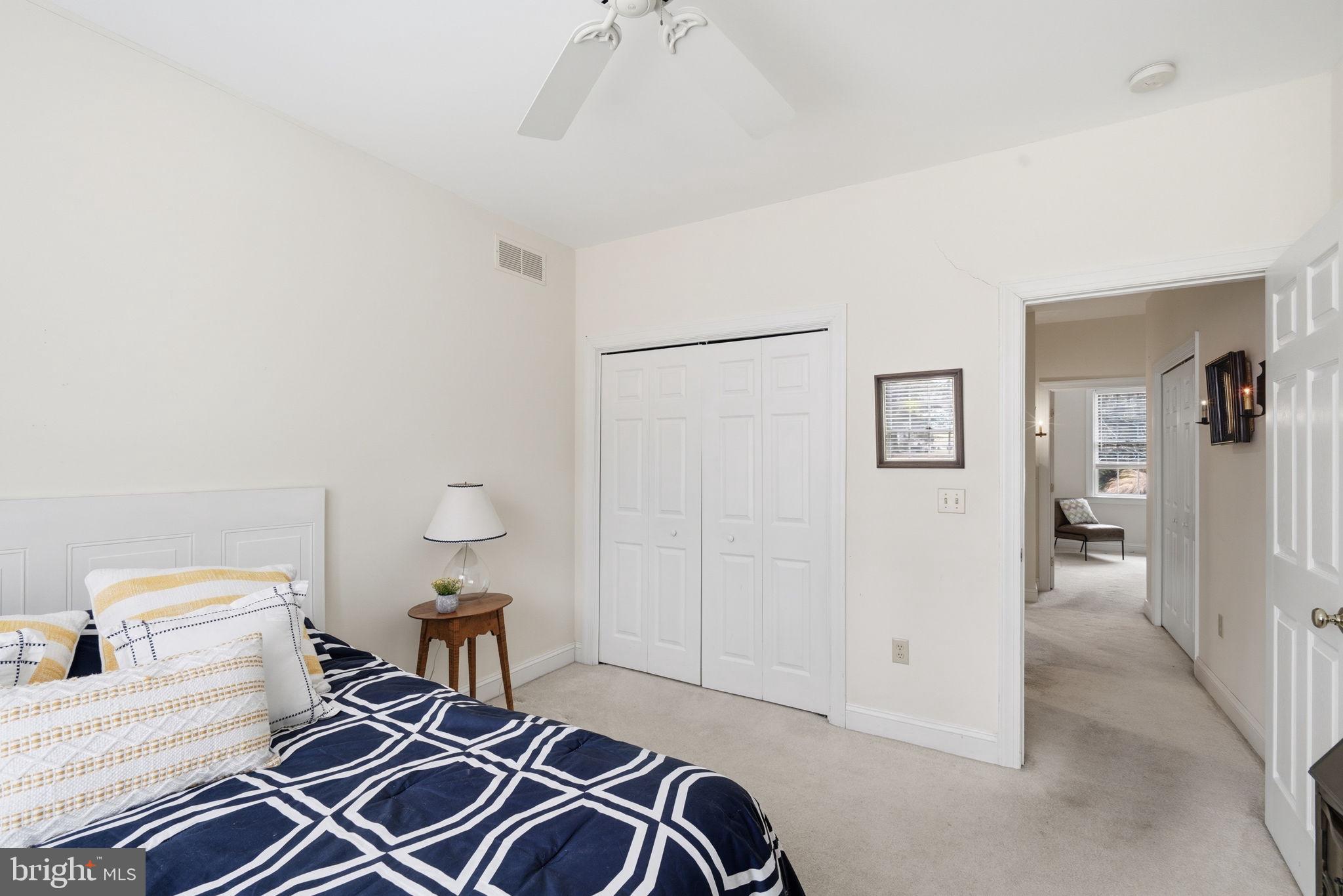 EVERGREEN MANOR - Residential