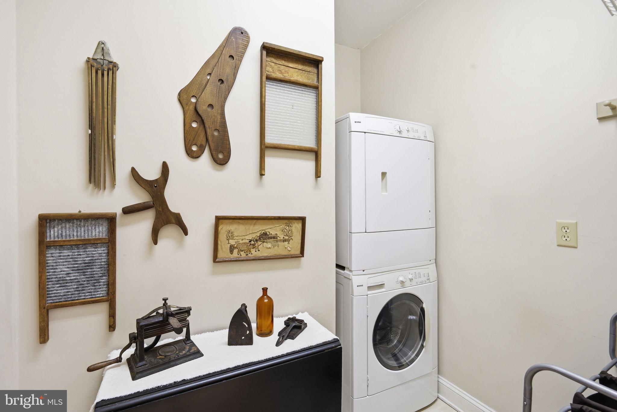 EVERGREEN MANOR - Residential