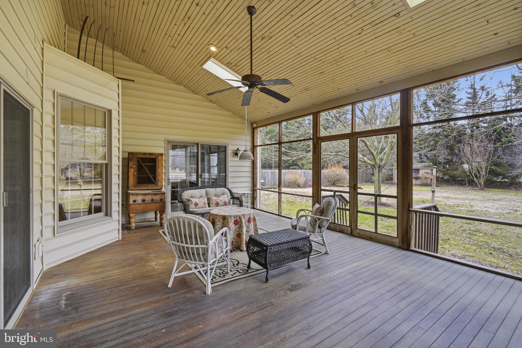 EVERGREEN MANOR - Residential