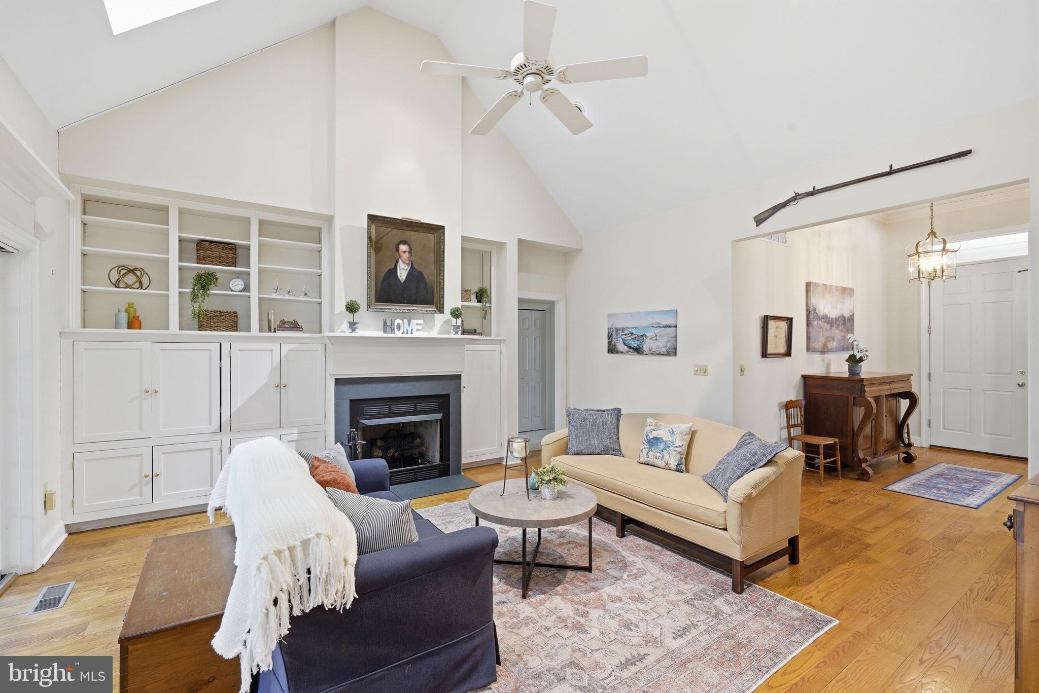 EVERGREEN MANOR - Residential