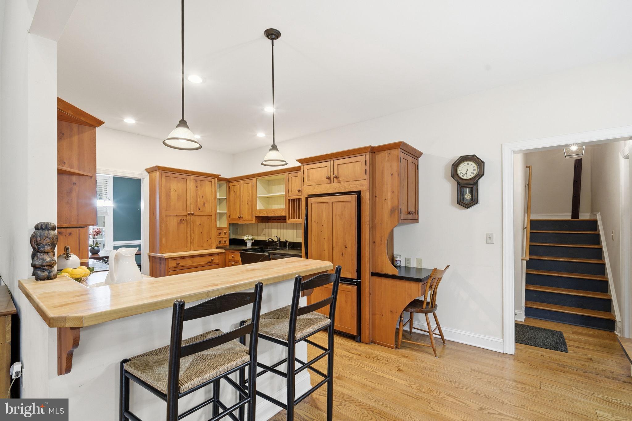 EVERGREEN MANOR - Residential