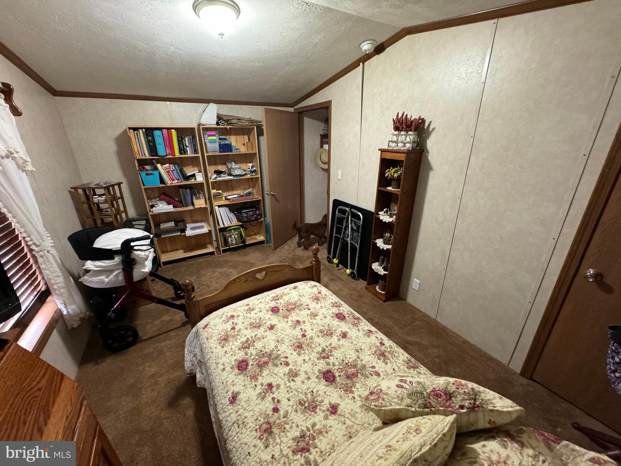 LINCOLN GREENS - Residential