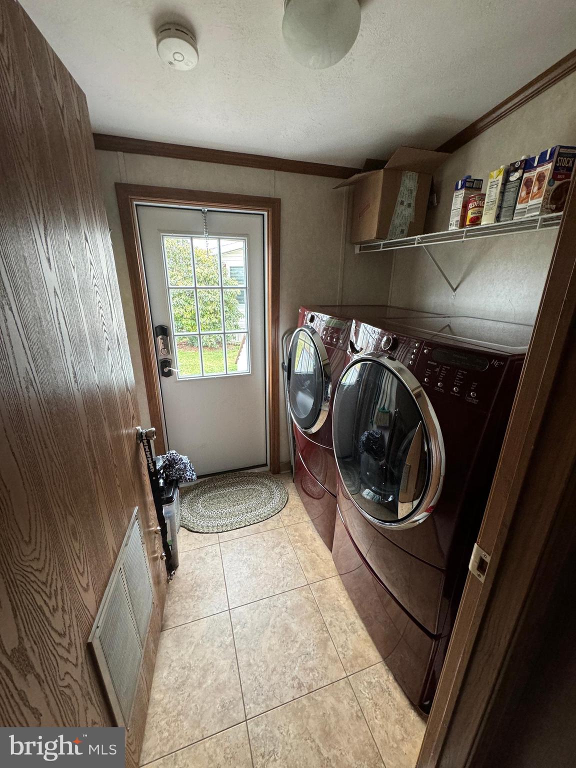 LINCOLN GREENS - Residential