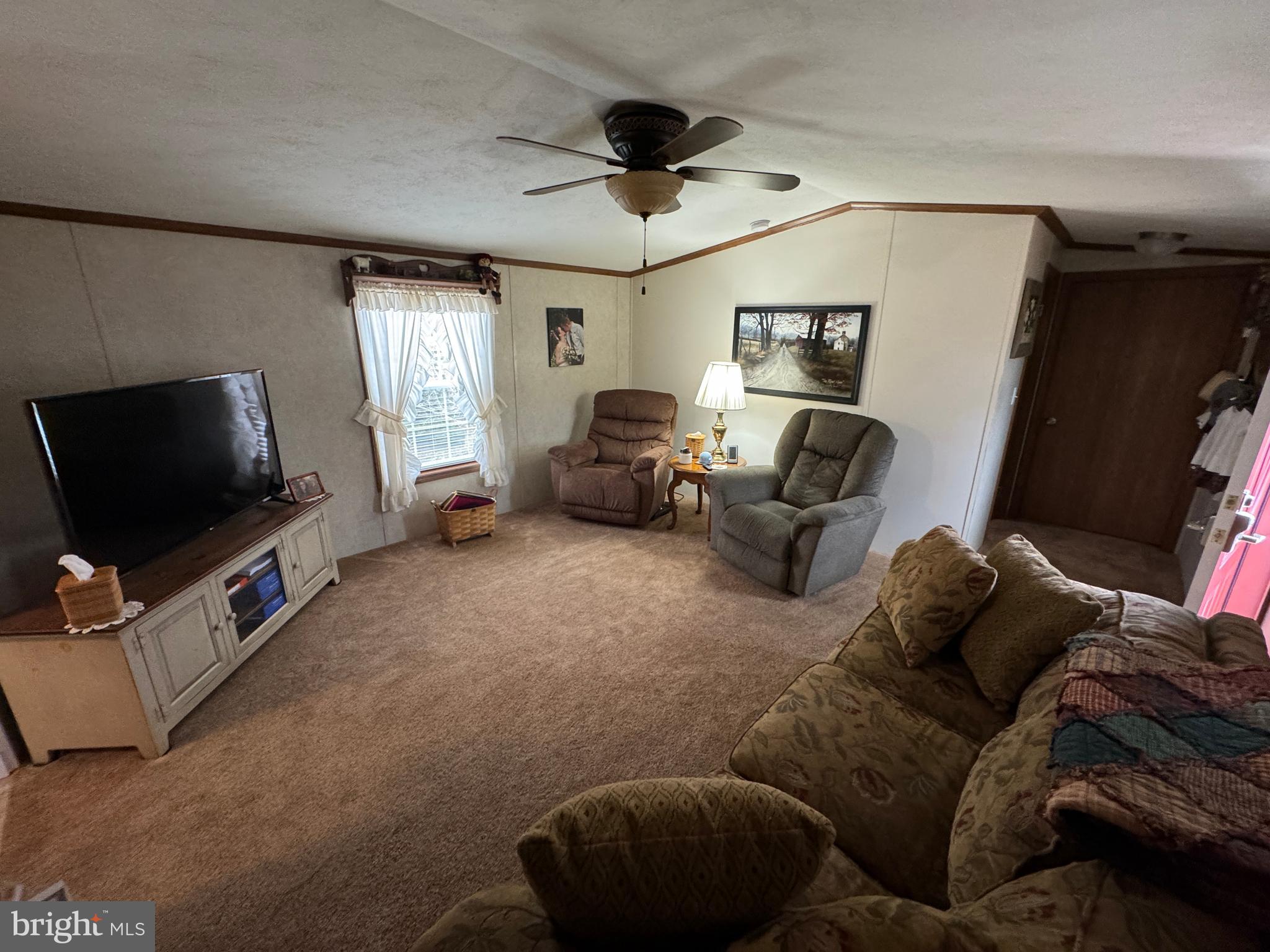 LINCOLN GREENS - Residential