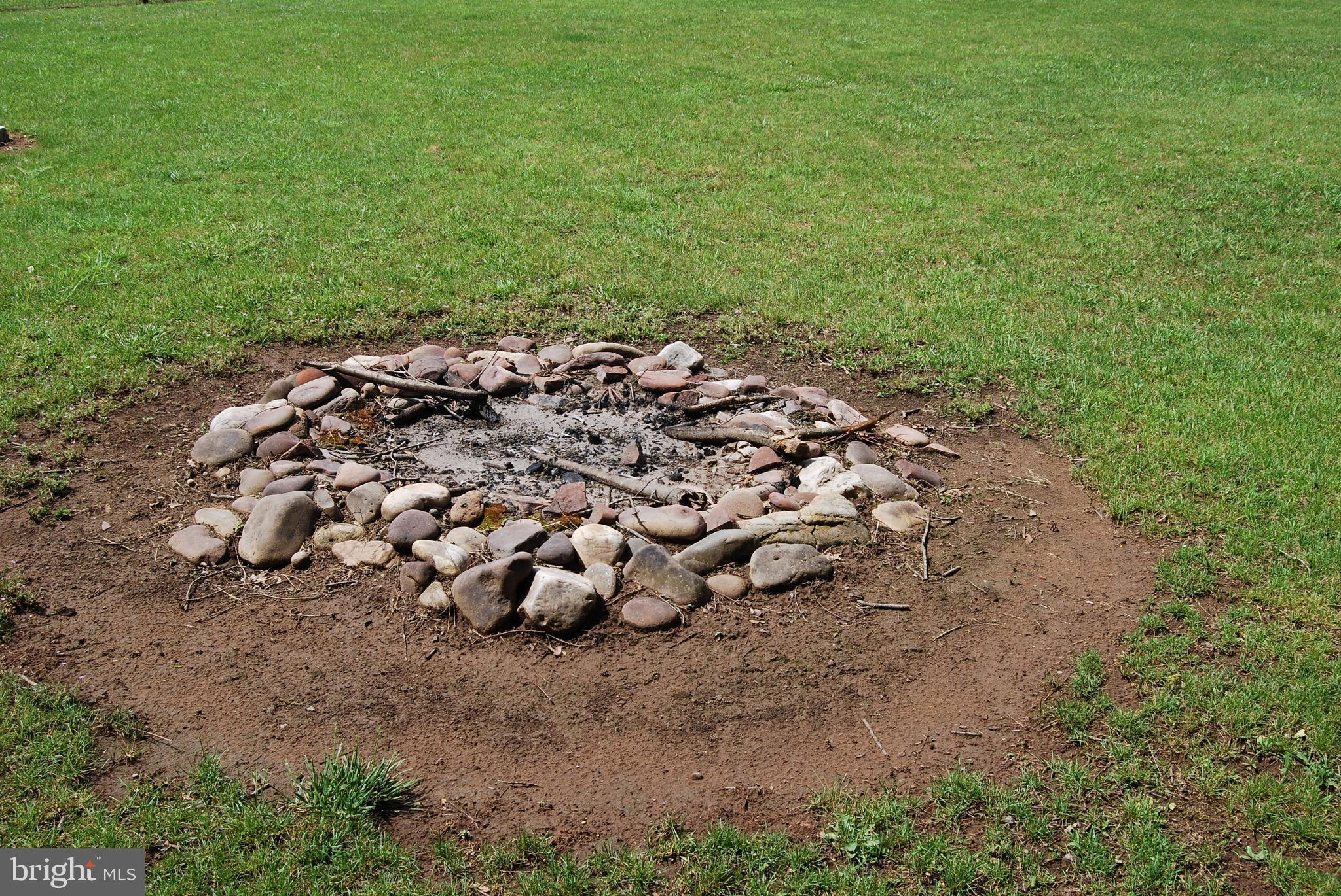 SILVER RIVER ACRES - Residential