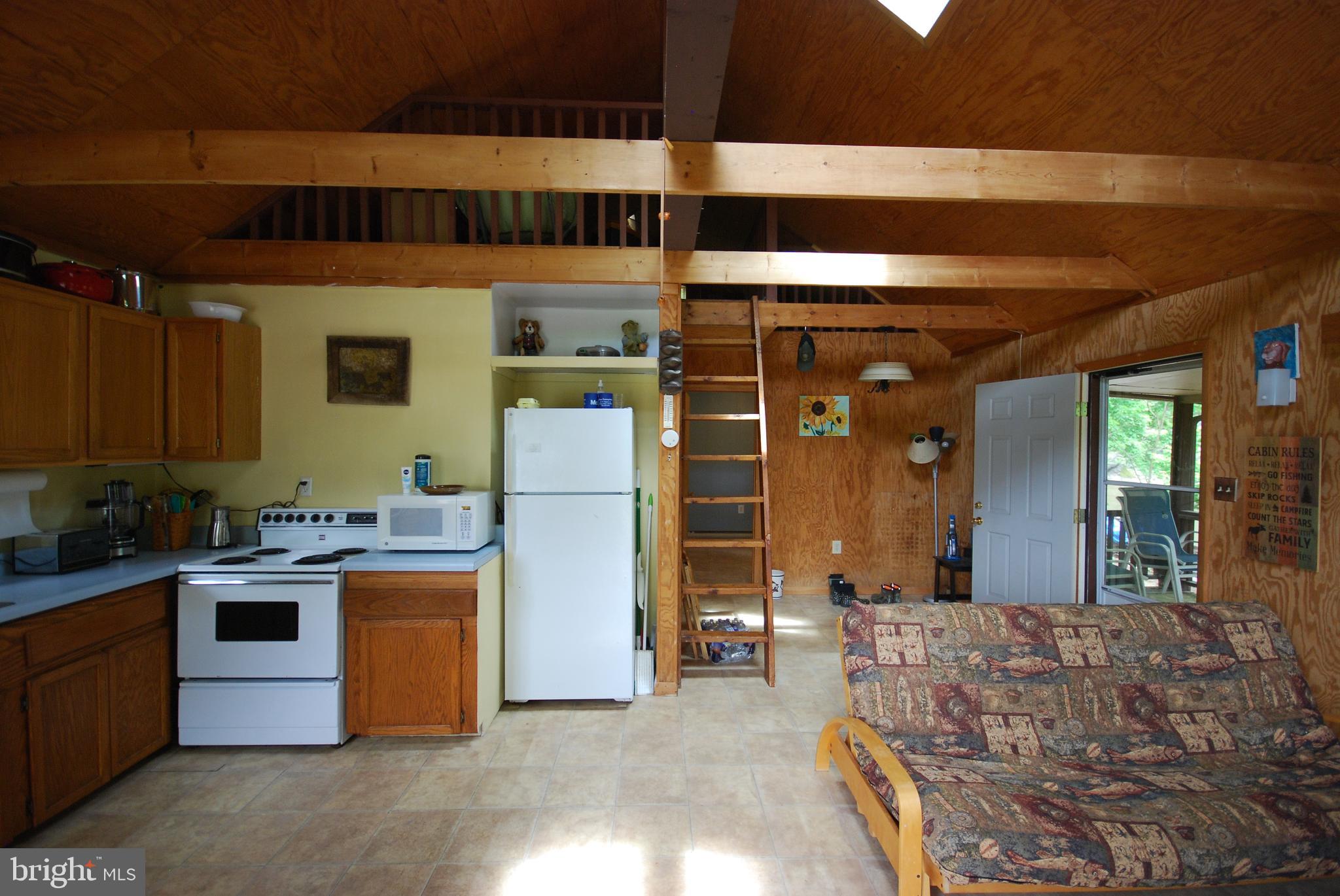 SILVER RIVER ACRES - Residential