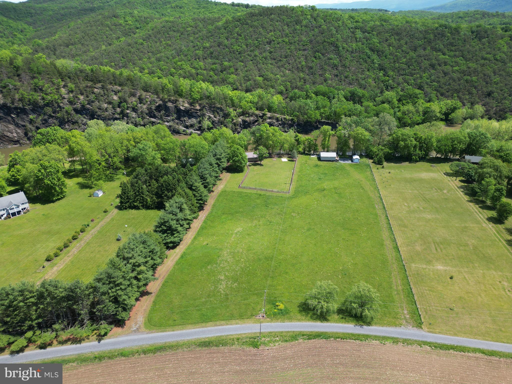 SILVER RIVER ACRES - Residential