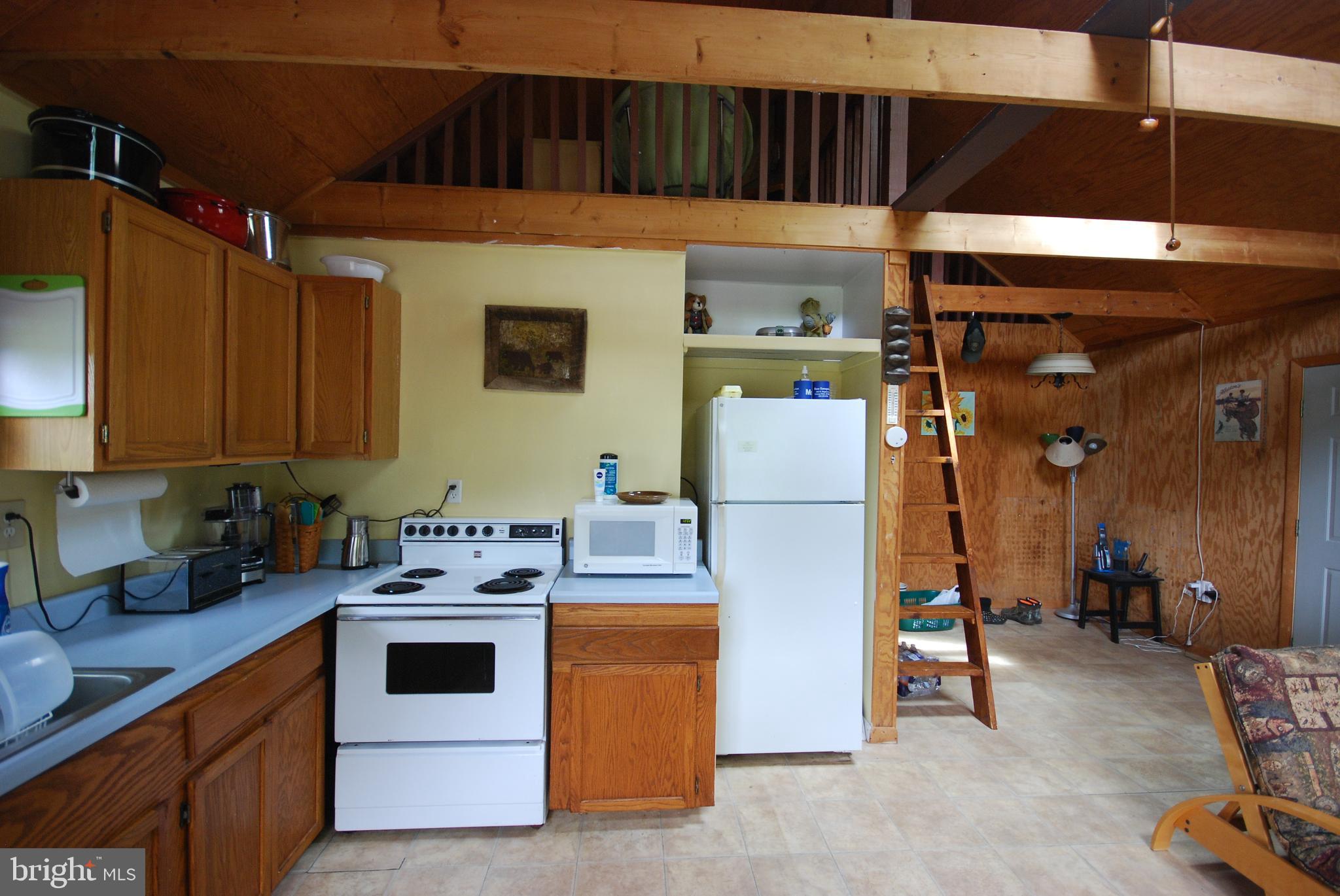 SILVER RIVER ACRES - Residential