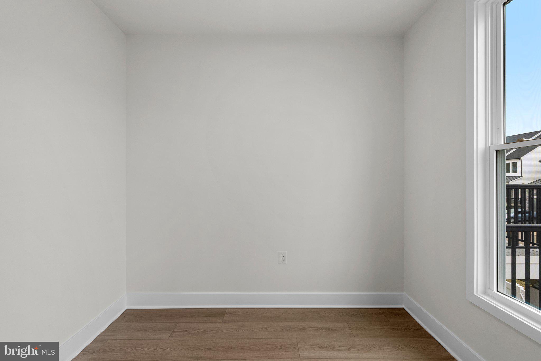 LEXINGTON 7 - Residential