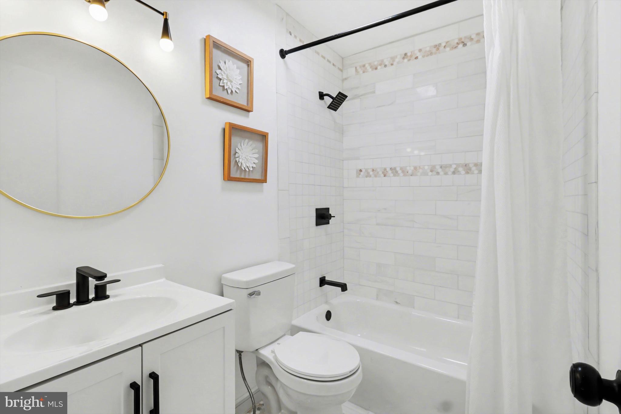 NESHAMINY FALLS - Residential