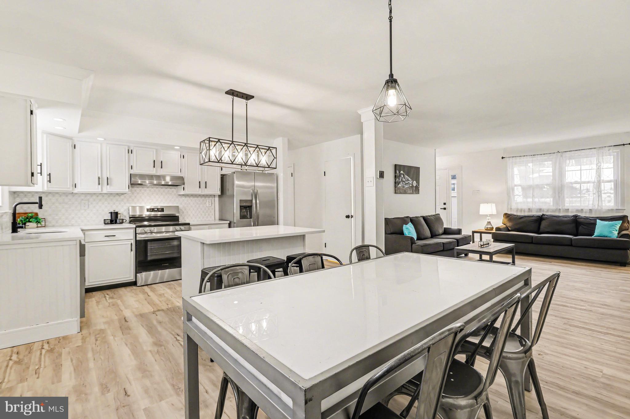 NESHAMINY FALLS - Residential