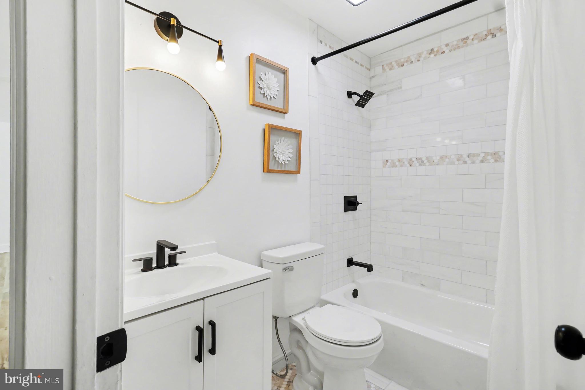 NESHAMINY FALLS - Residential