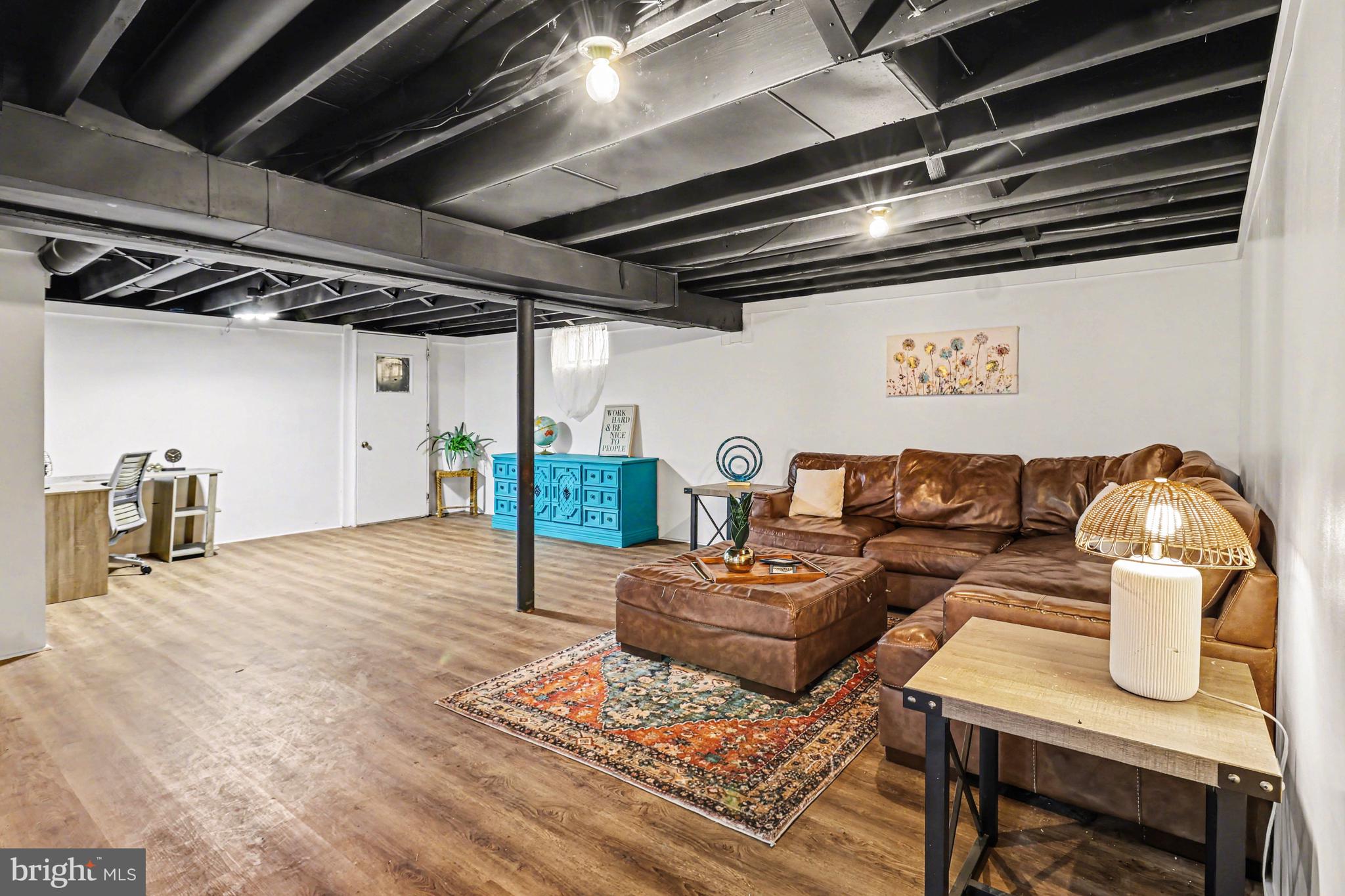 NESHAMINY FALLS - Residential