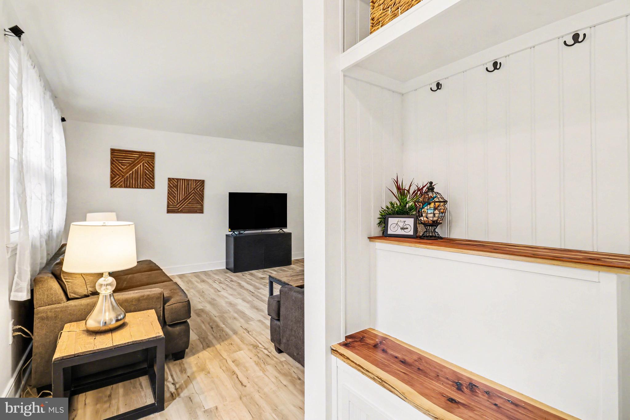 NESHAMINY FALLS - Residential