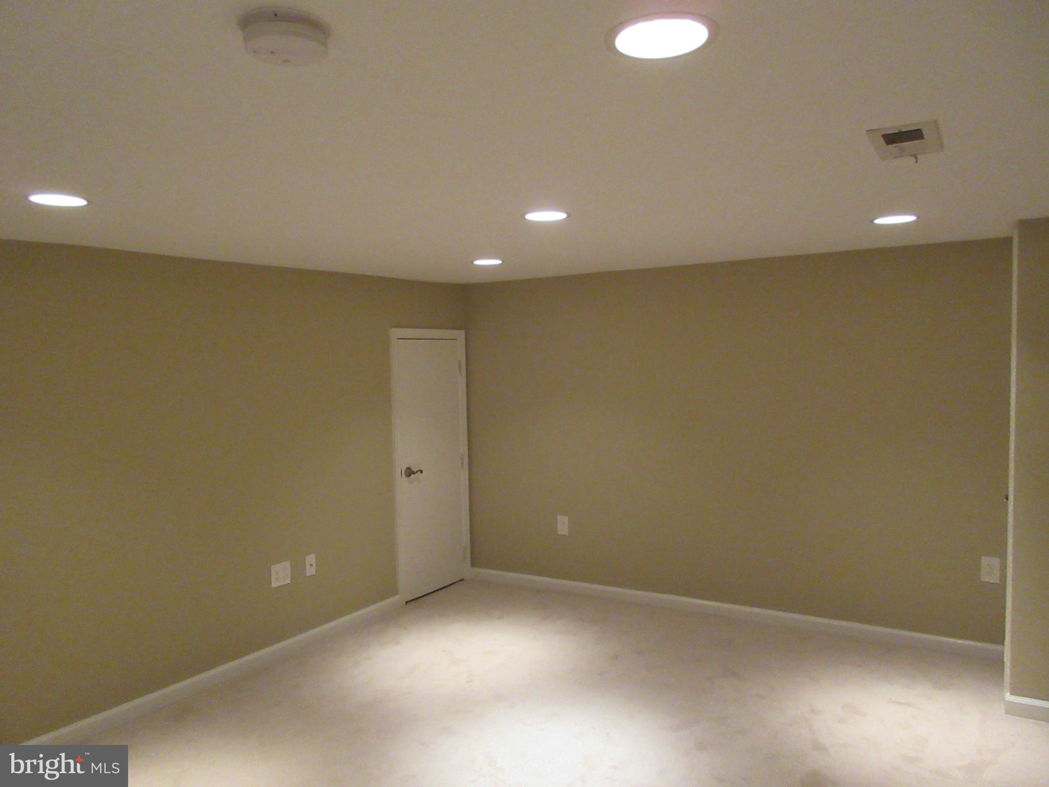 OLD TOWN ALEXANDRIA - Residential Lease