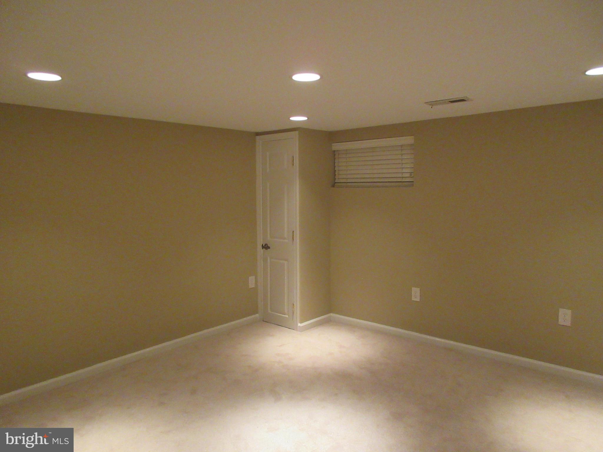 OLD TOWN ALEXANDRIA - Residential Lease
