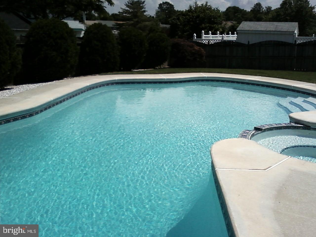 NESHAMINY VALLEY - Residential