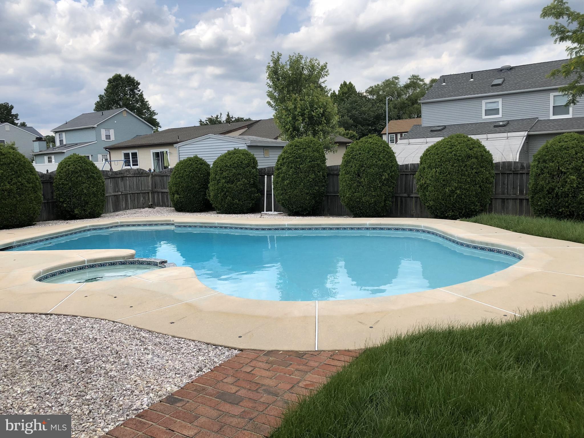 NESHAMINY VALLEY - Residential