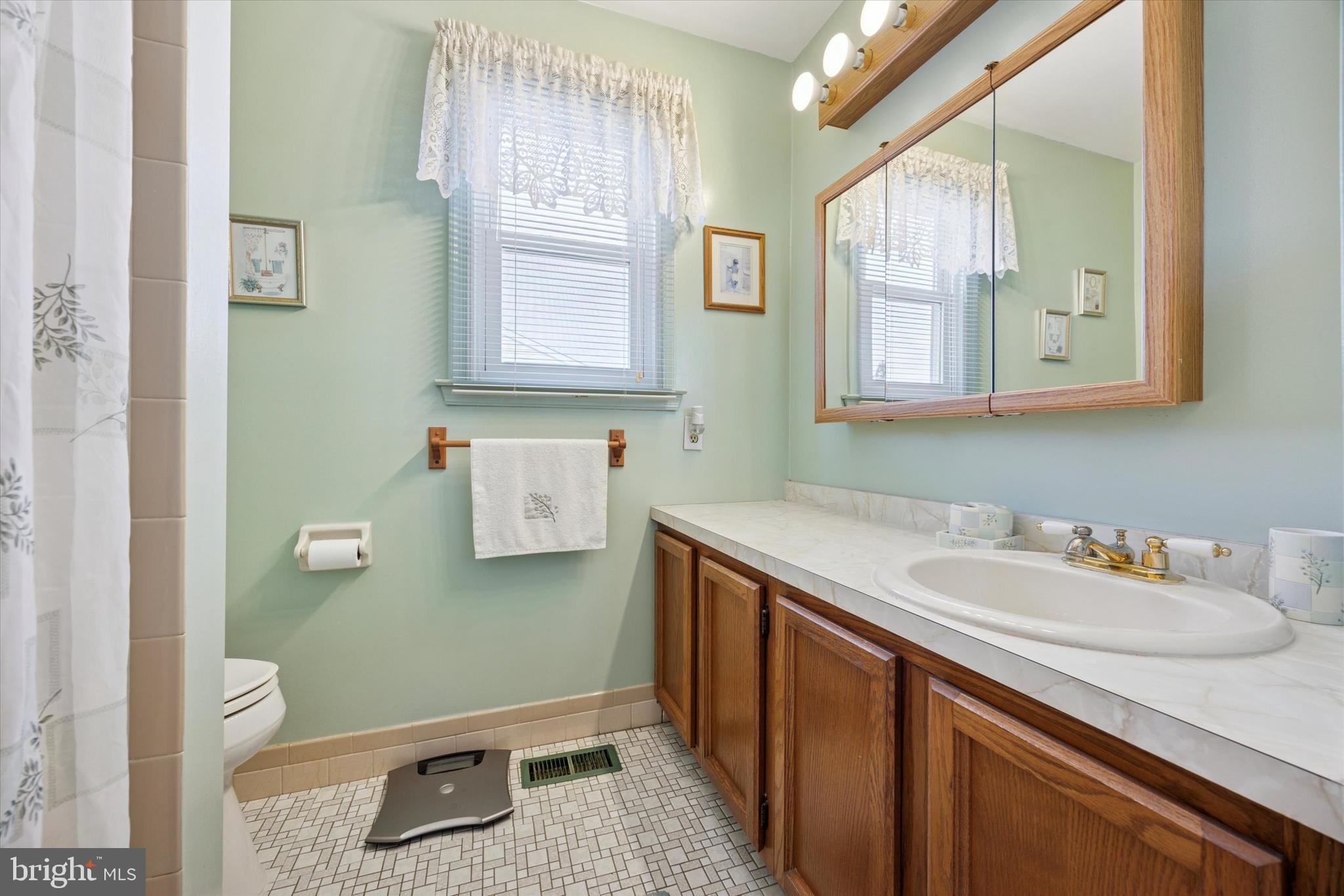 NESHAMINY VALLEY - Residential